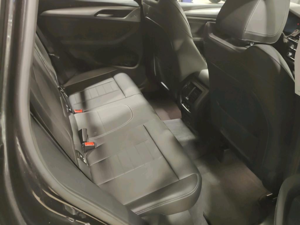 BMW X3 2.0 SDRIVE18D (110KW) AUTO Business Mirror Model Advantage Storage photo