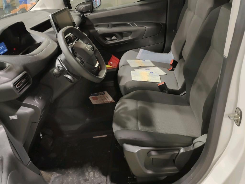 PEUGEOT PARTNER VAN MWB DIESEL - 2019 1.5 BlueHDi L2 Heavy Asphalt S&S (EU6.2) photo