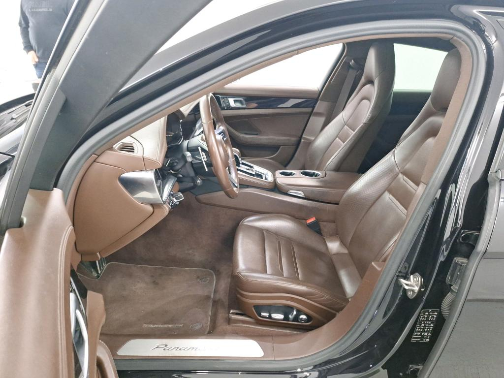 PORSCHE Panamera 2.9 4 E-HYBRID PDK Comfort rear seats 2+1 Memory Waranty Extention photo