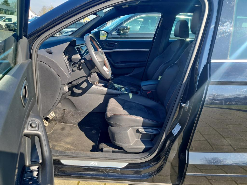 SEAT ATECA 1.5 TSI FR Sport Chrome Winter Alcantara Black photo
