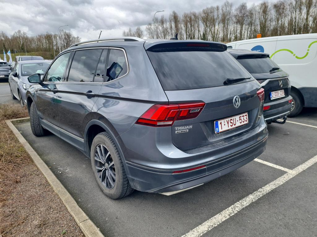 VOLKSWAGEN TIGUAN ALLSPACE 1.5 TSI COMFORTLINE DSG Ambiente Easy Open Travel Mirror photo