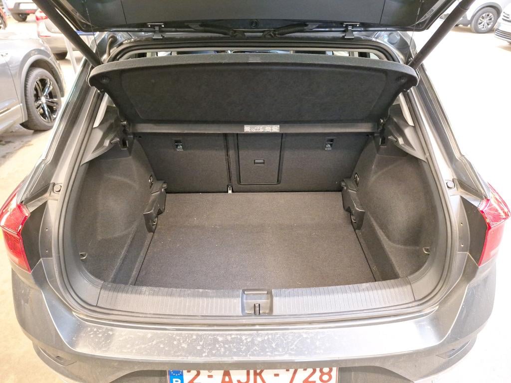 VOLKSWAGEN T-ROC 1.5 TSI DSG UNITED photo