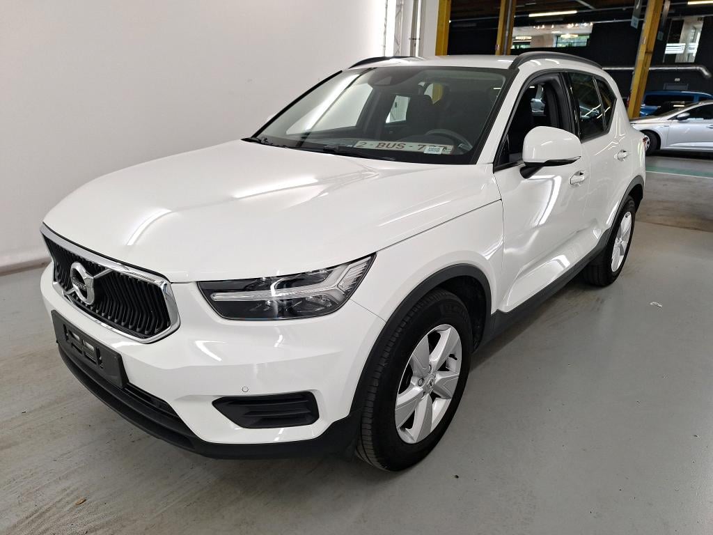 VOLVO XC40 1.5 T2 MOMENTUM CORE AUTO WinterrnPark Assist