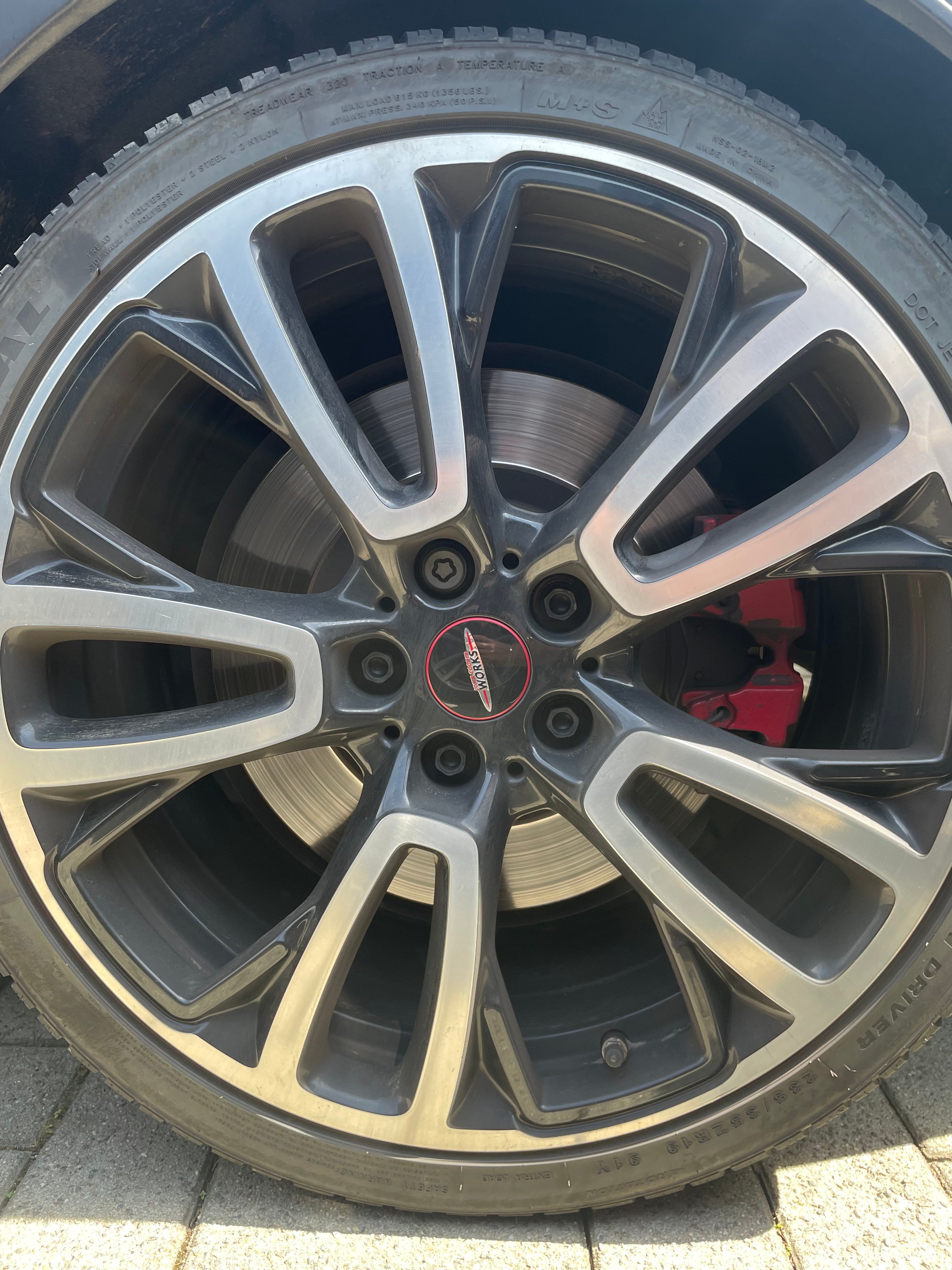 MINI Mini Clubman (F54 LCI) Mini Clubman 2.0AS John Cooper Works ALL4 OPF (EU6AP) photo