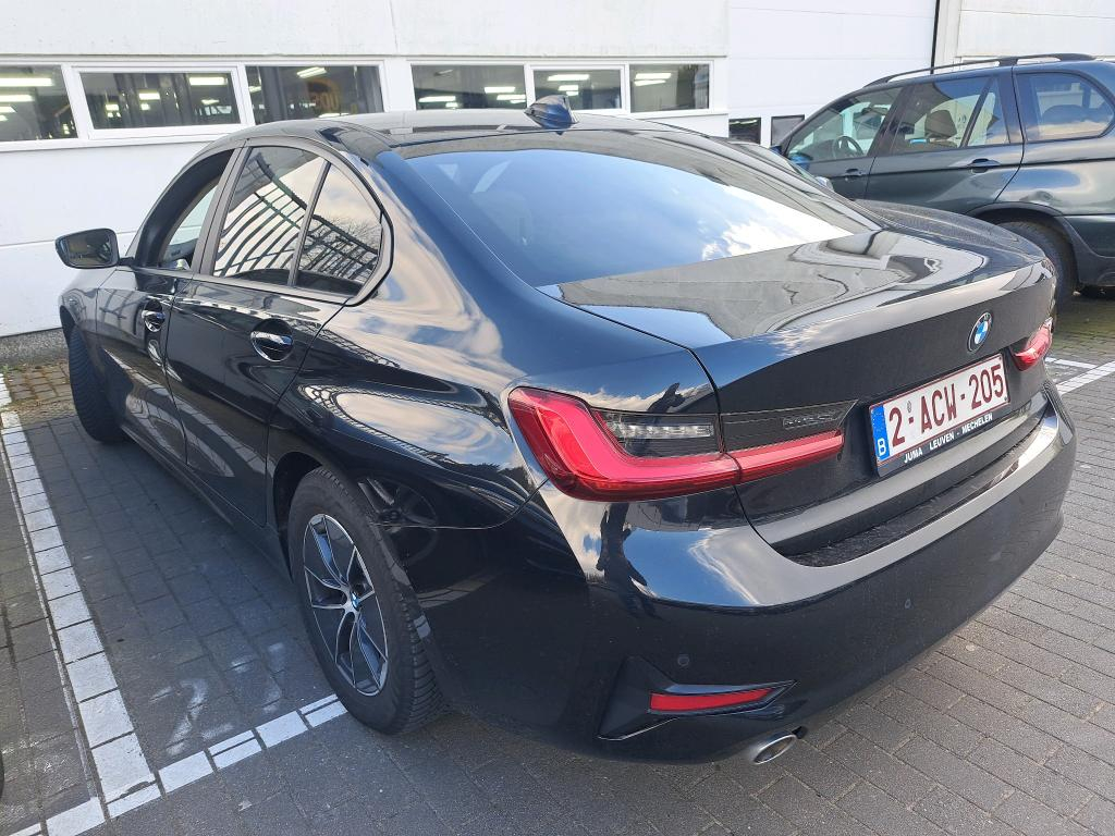 BMW 3 SERIES BERLINE 2.0 318D (100KW) BERLINE photo