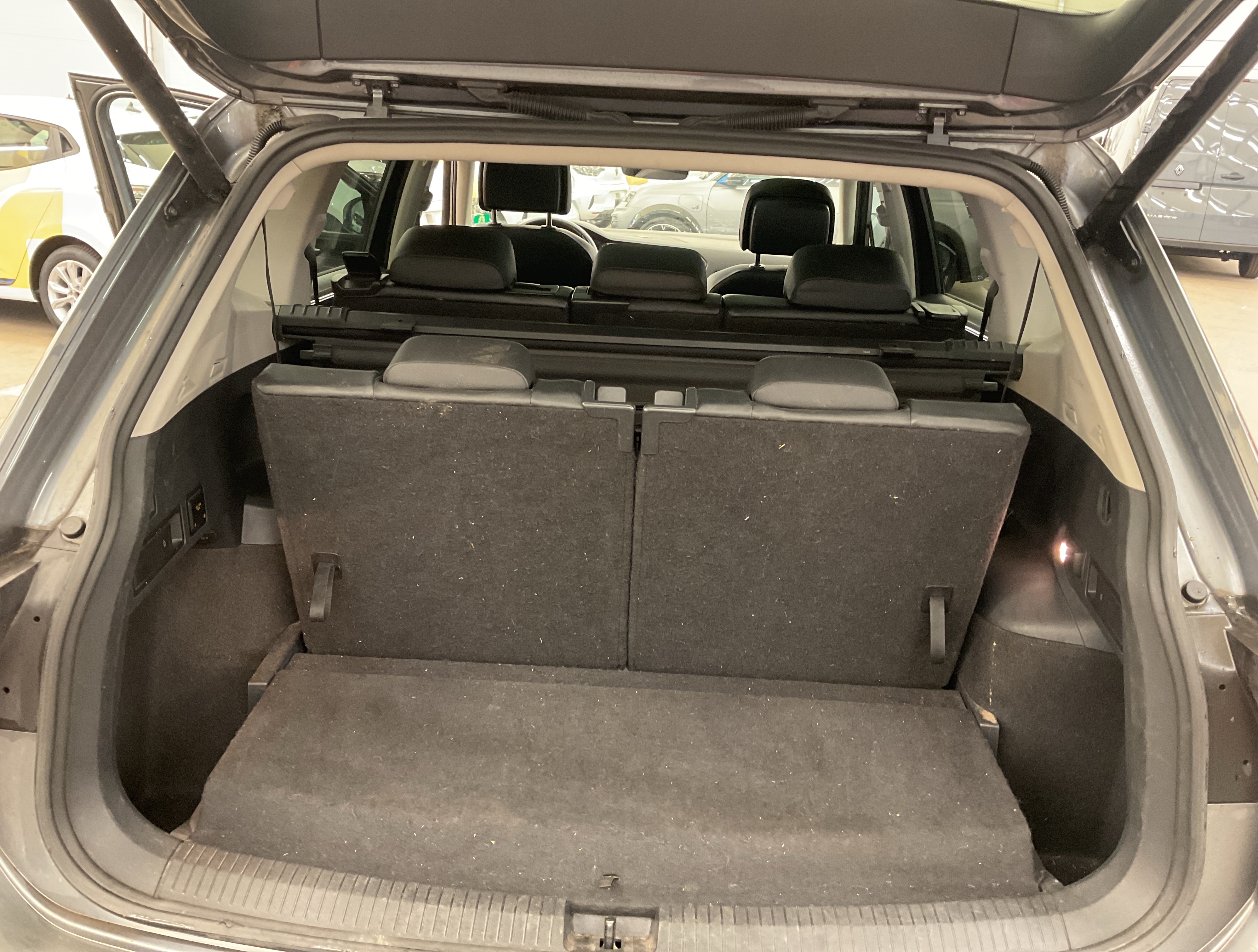 VOLKSWAGEN Tiguan Allspace Comfortline 1.5 TSI 110 kW (150 ch) 7 vitesses DSG photo