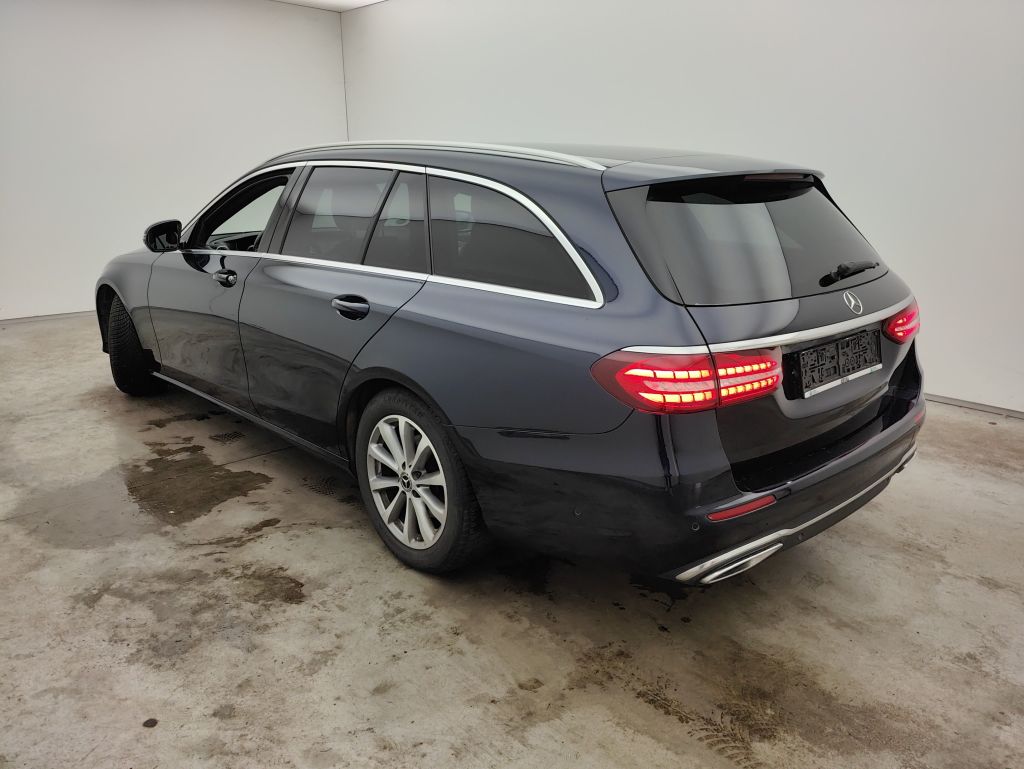 Mercedes-Benz E-Klasse Break E 200d Business Solution 5d photo