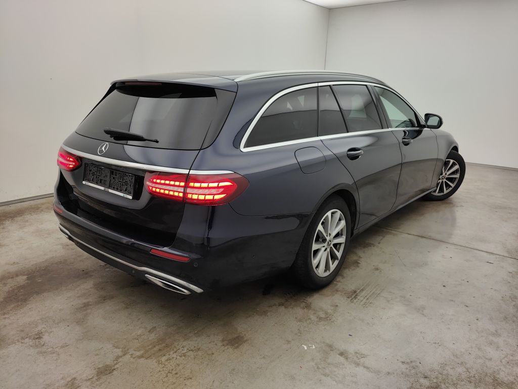 Mercedes-Benz E-Klasse Break E 200d Business Solution 5d photo
