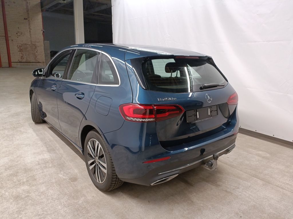 Mercedes-Benz B-Klasse B 250 e Business Solution 5d photo