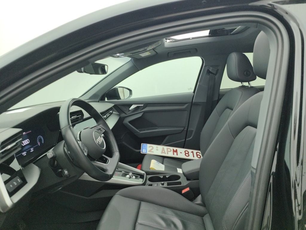 Audi A3 Sportback 1.0 30 TFSi 81kW S tronic 5d photo