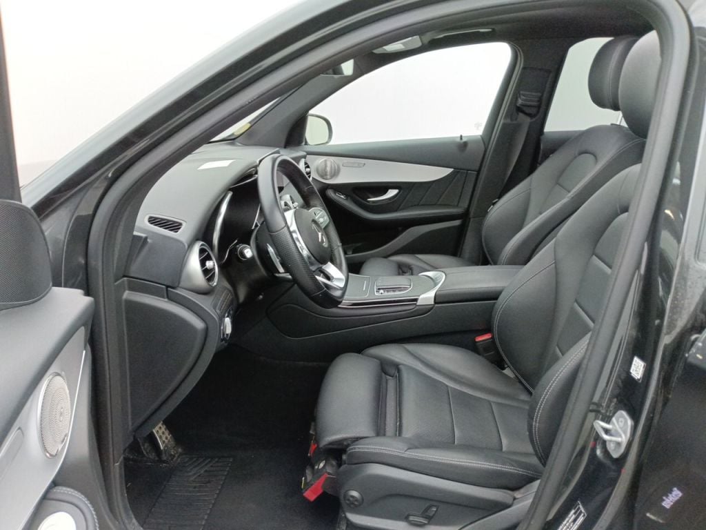 Mercedes-Benz GLC GLC 300 de Business Solution 4MATIC 5d photo