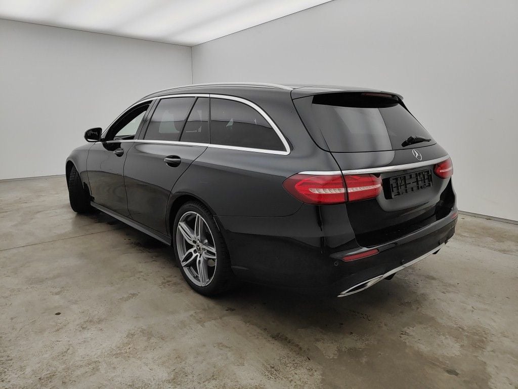 Mercedes-Benz E-Klasse Break E 200d Business Solution 5d photo