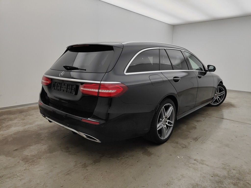 Mercedes-Benz E-Klasse Break E 200d Business Solution 5d photo