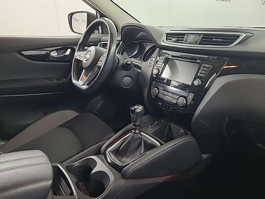 NISSAN Qashqai 1.3 DIG-T 140 DESIGN EDITION 5D 103kW photo