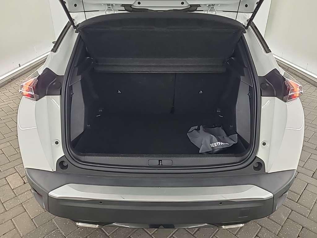 PEUGEOT 2008 Active 1.2 PureTech 130 5D 96kW photo