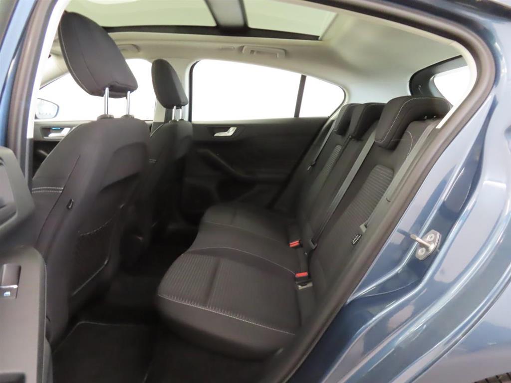 FORD FOCUS 1.5 EcoBl. Tit Bns photo