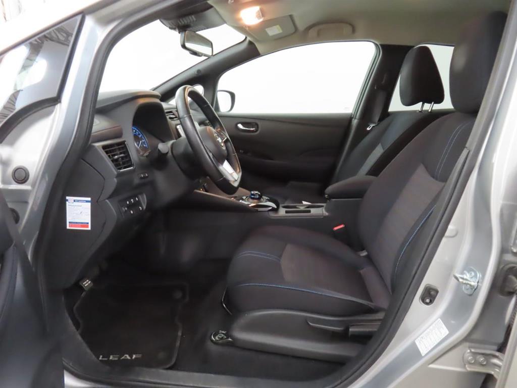NISSAN Leaf N-Connecta 40 kWh photo