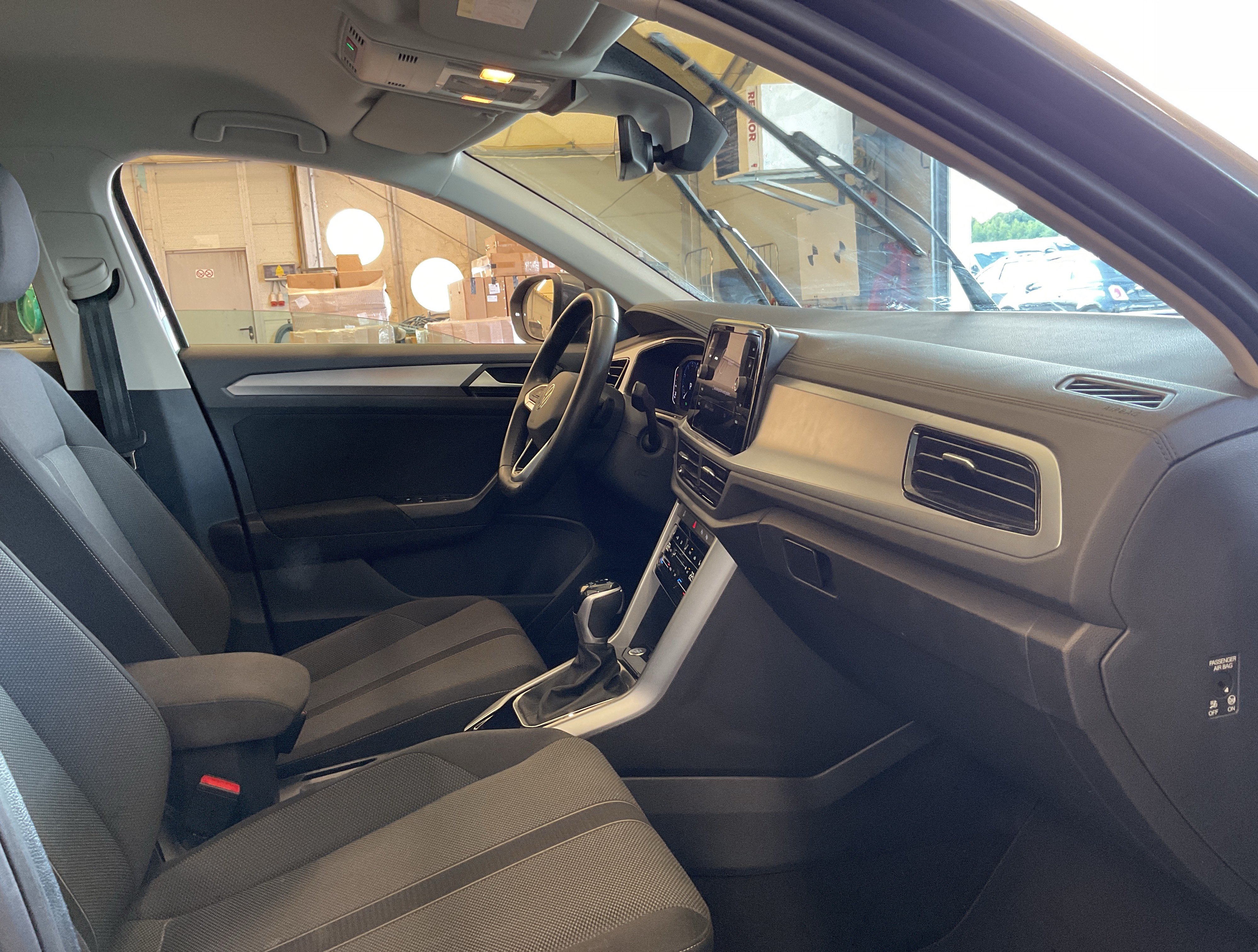 VOLKSWAGEN T-Roc T-Roc Life Business 1.5 TSI OPF 110 kW (150 ch) 7 vitesses DSG photo