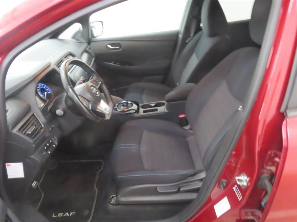 NISSAN Leaf N-Connecta 40 kWh photo