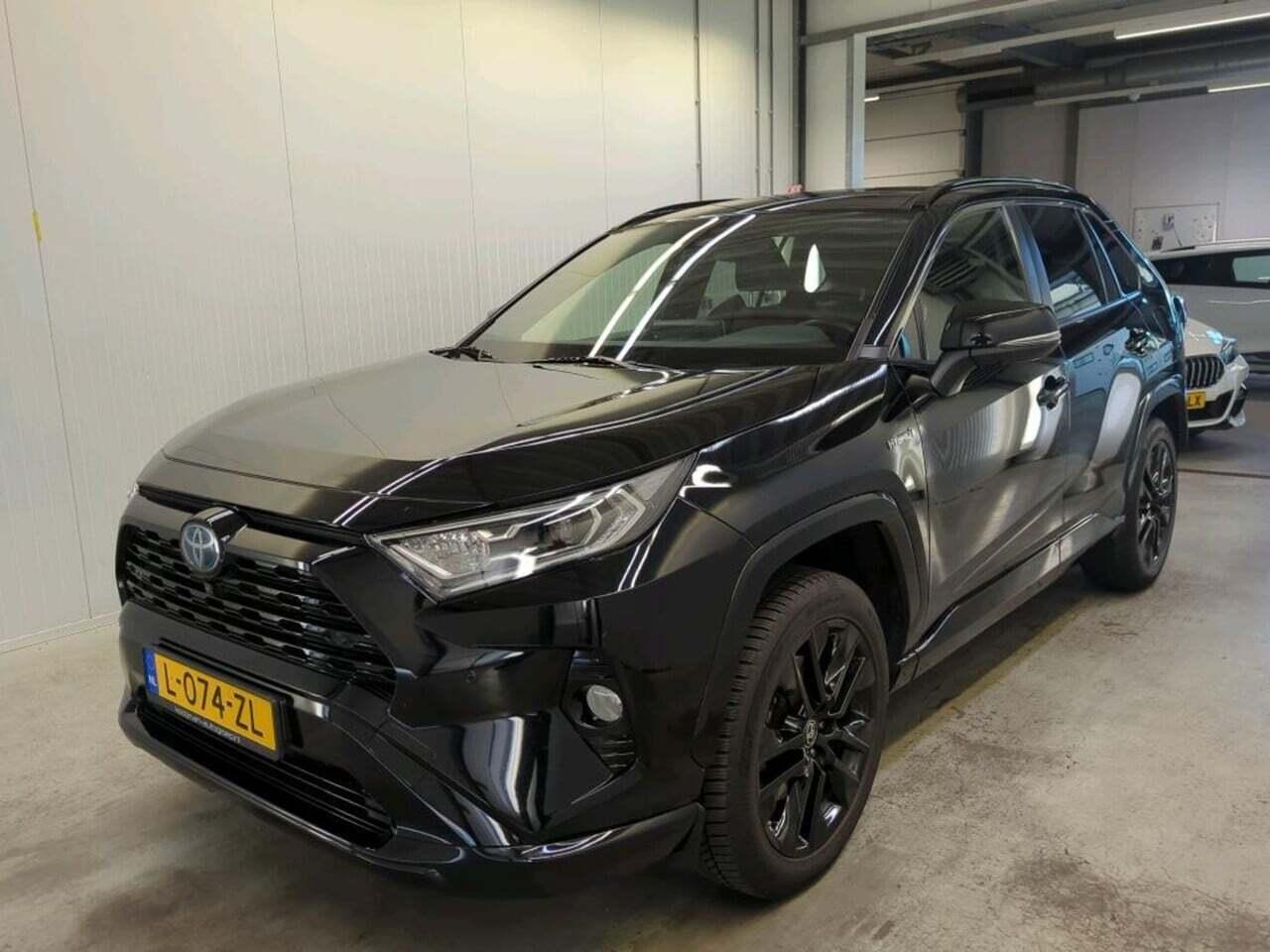 TOYOTA RAV4 2.5 Hybrid Black Ed.