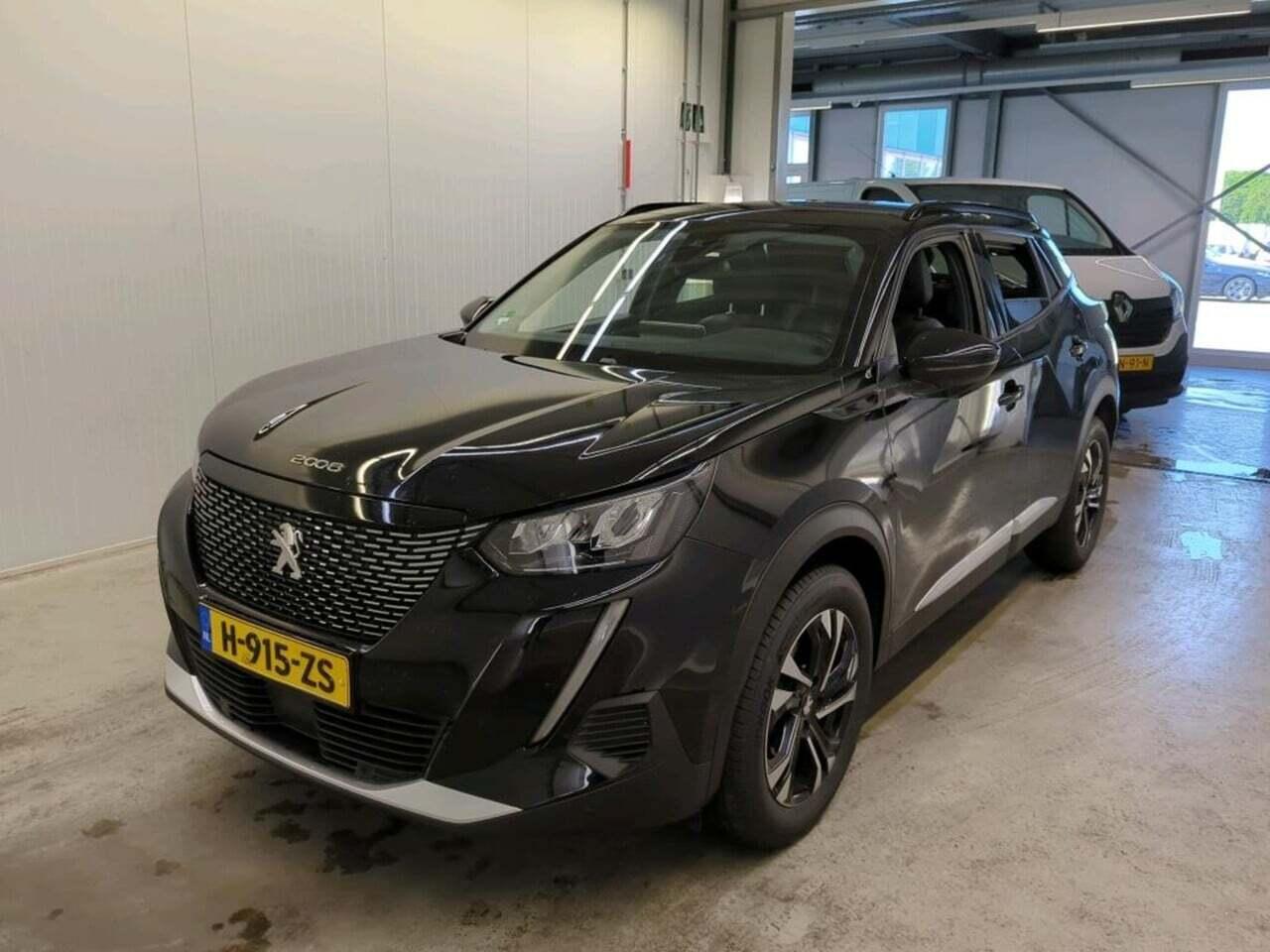 PEUGEOT 2008 1.2 PureTech Allure