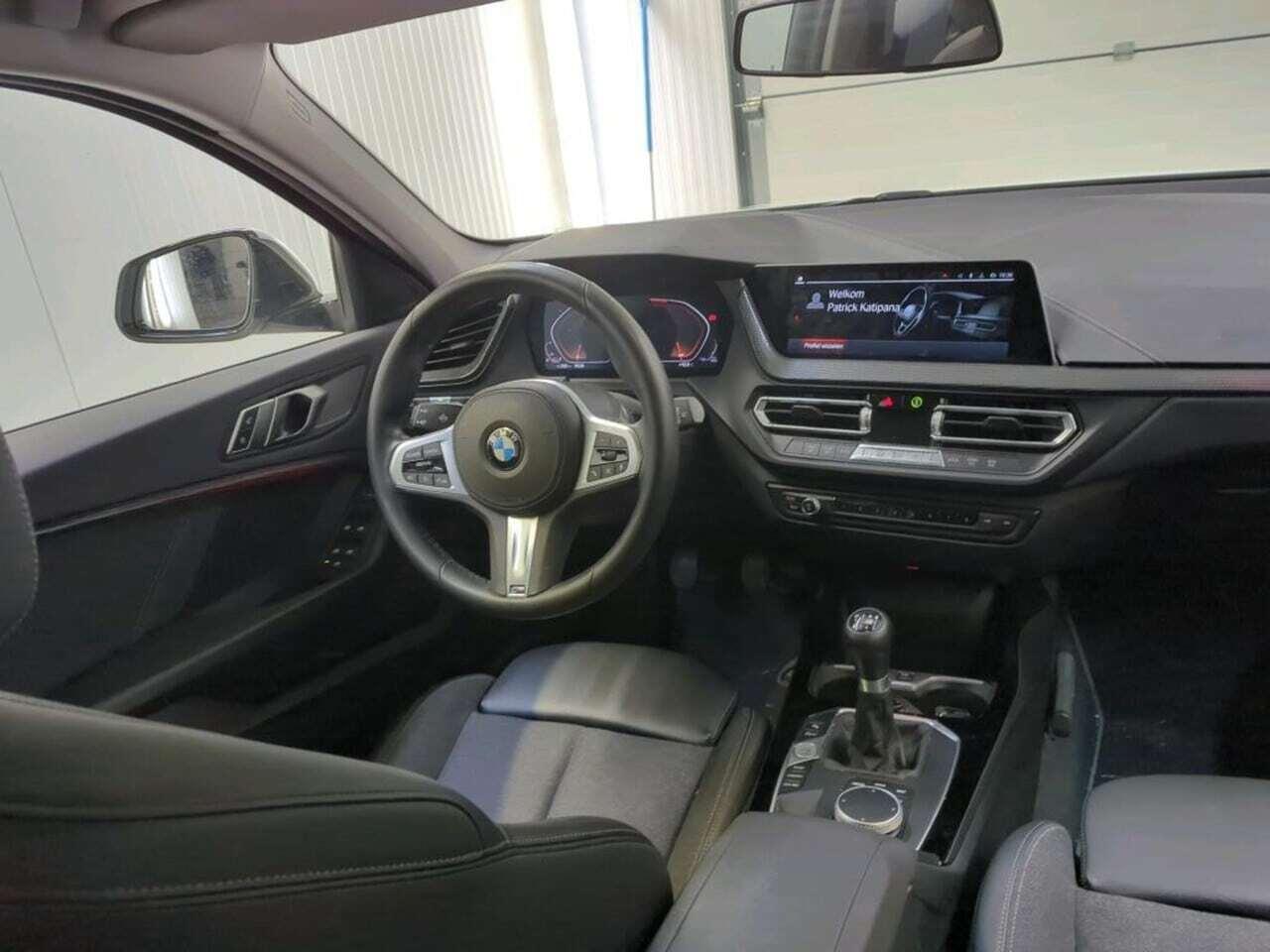 BMW 1-serie 118i Bns Edition+ photo