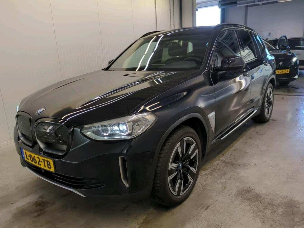 BMW iX3 Executive