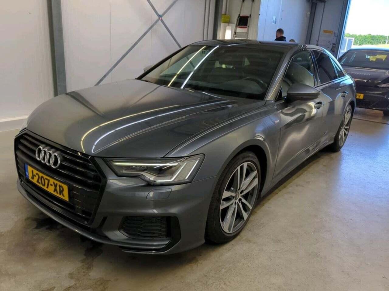AUDI A6 LIMOUSINE 45 TFSI S edition