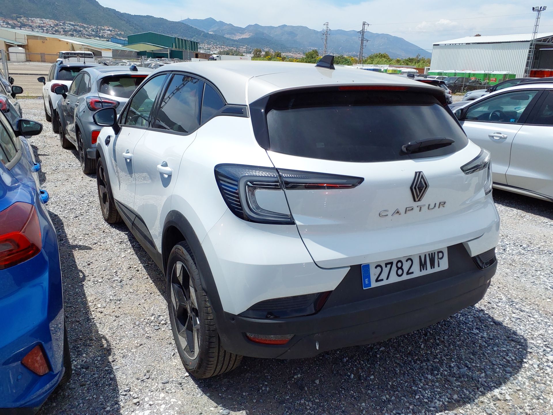 RENAULT Captur 1.3 TCe 117KW 160CV EDC XMOD photo