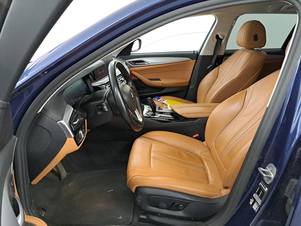 BMW 5 SERIES TOURING 2.0 520D 120KW TOURING AUTO Business Parking & Driving Assistant photo