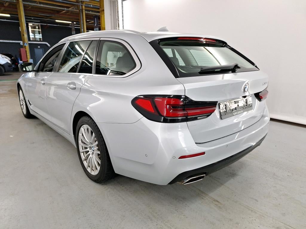 BMW 5 SERIES TOURING 2.0 530E TOURING AUTO Parking Assistant Business photo