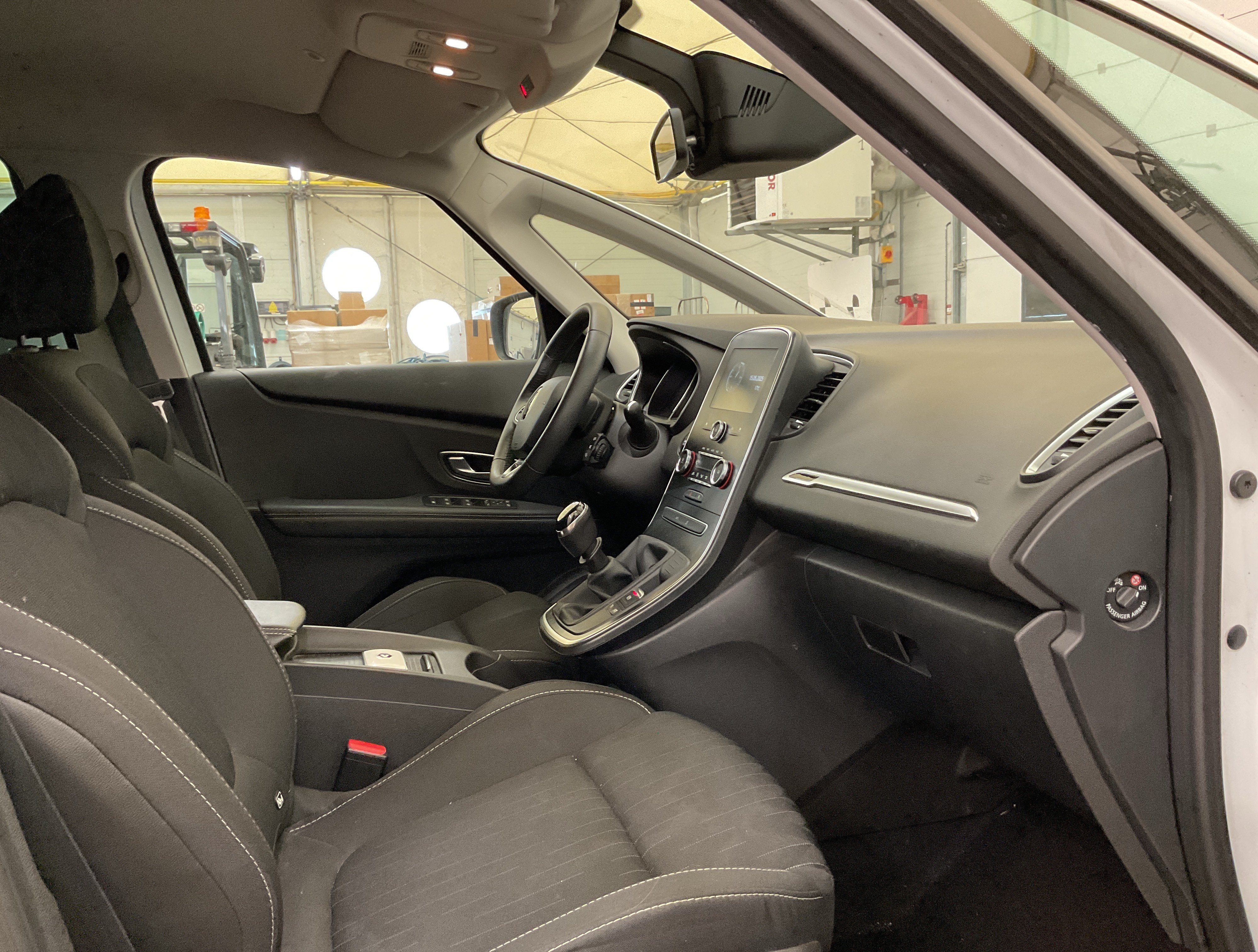 RENAULT Scénic Scenic 1.33 TCe Limited#2 GPF (EU6.2) photo
