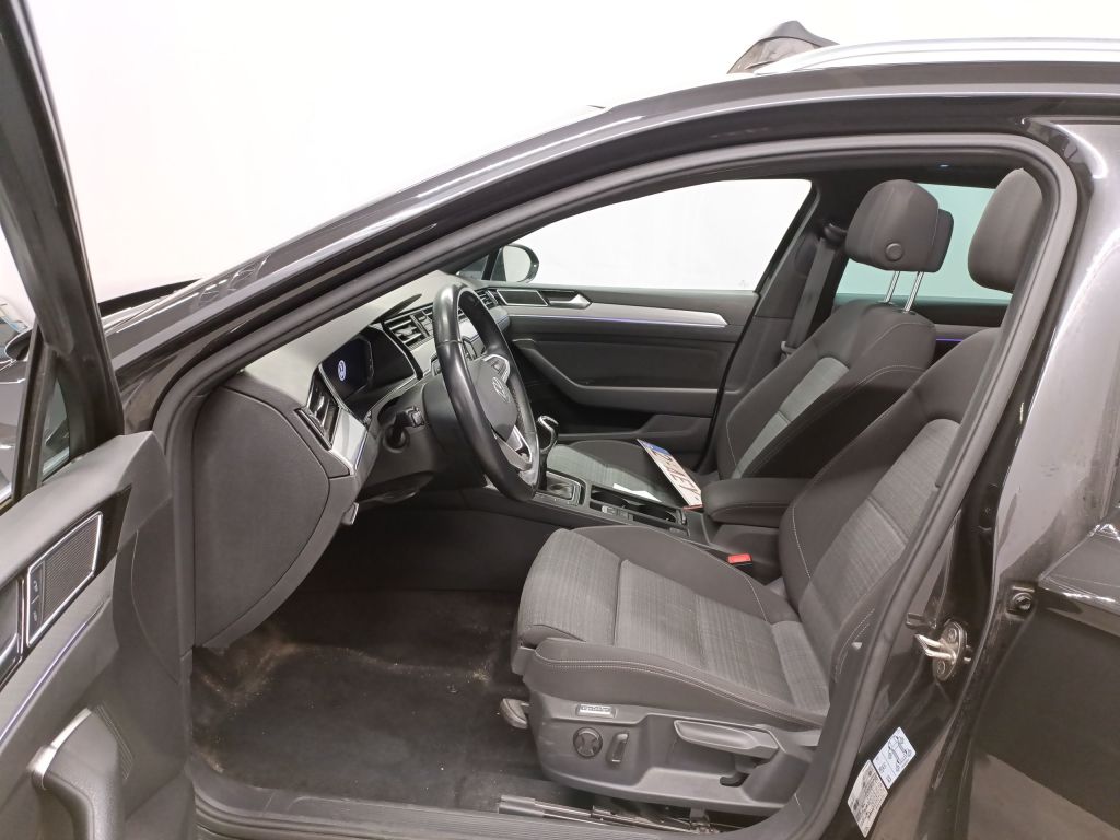 Volkswagen Passat Variant 2.0 TDI SCR 110kW Style Business 5d photo