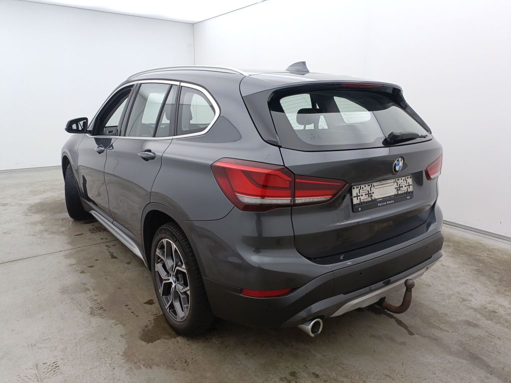 BMW X1 sDrive16dA (85 kW) 5d photo
