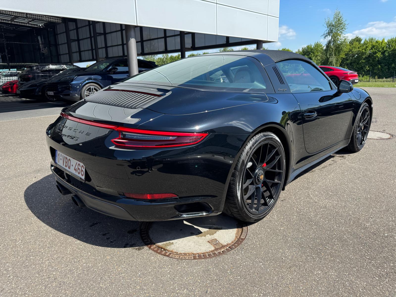 PORSCHE 911 Carrera 4 GTS Targa Carrera 4 GTS Targa 3.0 Turbo PDK