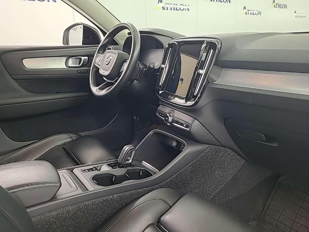 VOLVO XC40 T3 automaat Business Pro 5D 120kW photo