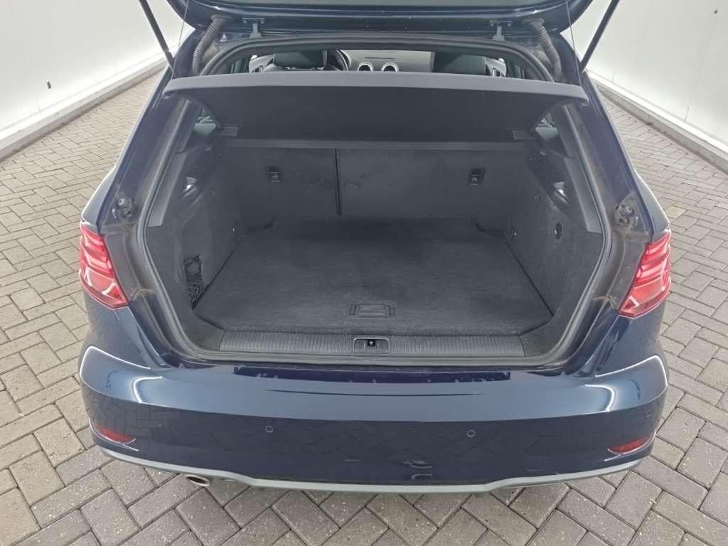 AUDI A3 Sportback 30 TFSI Advance Sport 5D 85kW photo