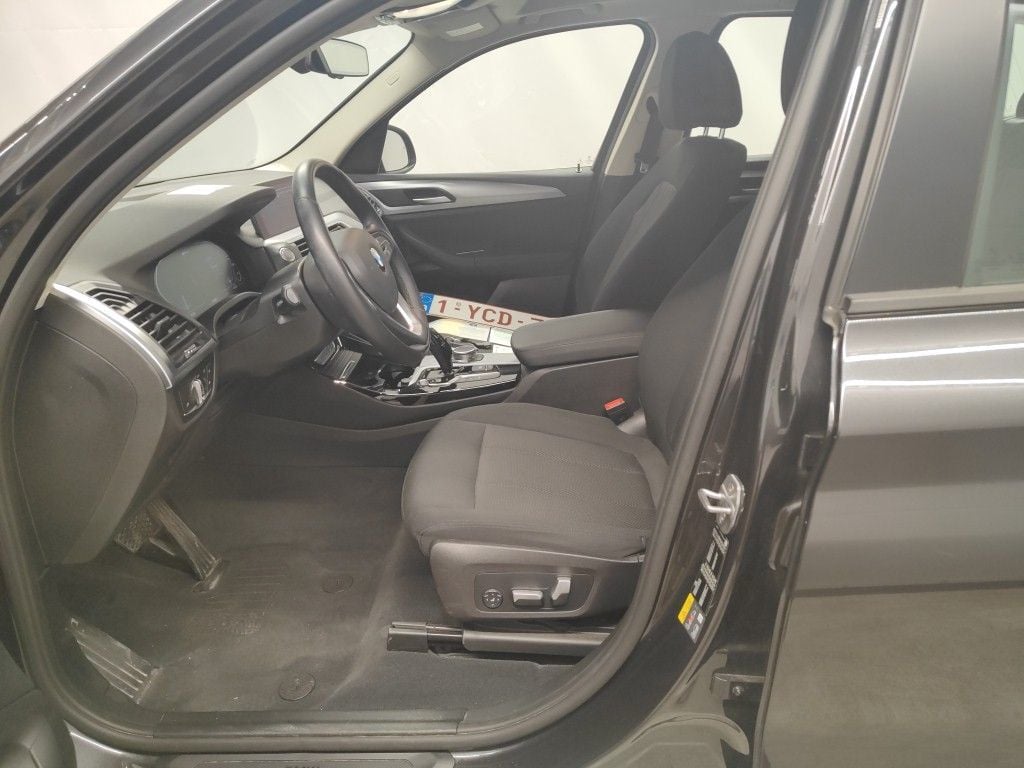 BMW X3 xDrive30e (120 kW) 5d photo
