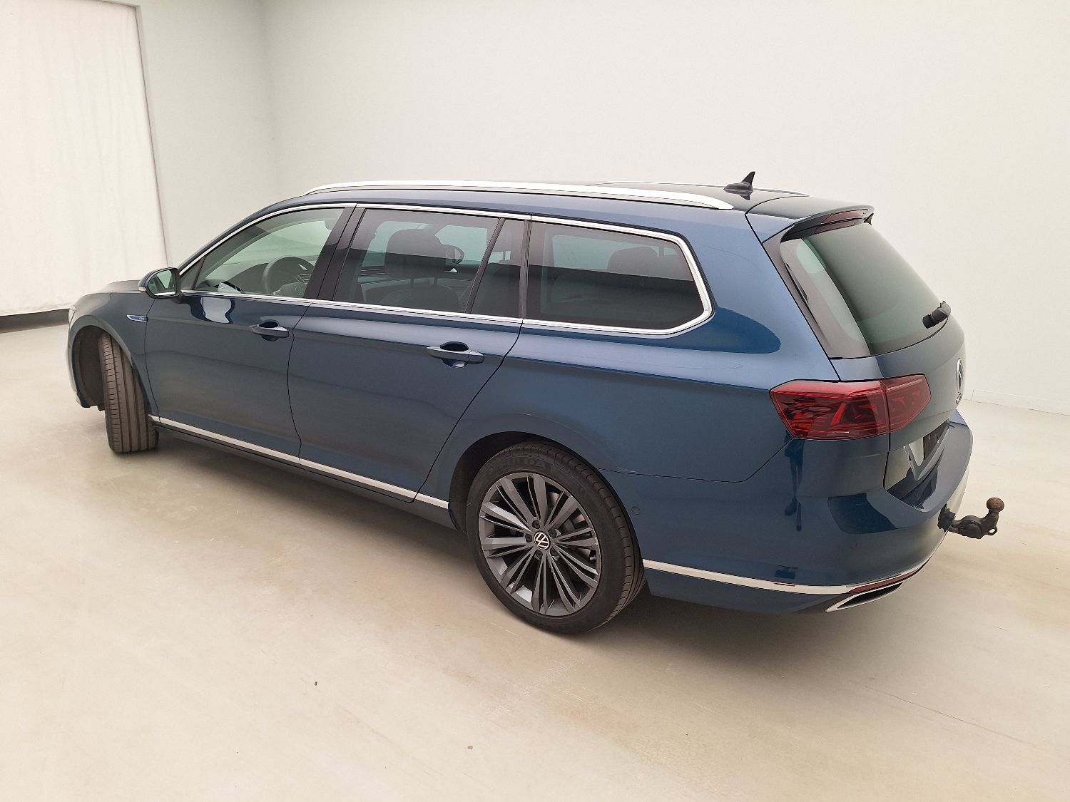 VW, Passat Variant FL'19, Volkswagen Passat Variant 1.4 TSI DSG6 GTE Busines photo