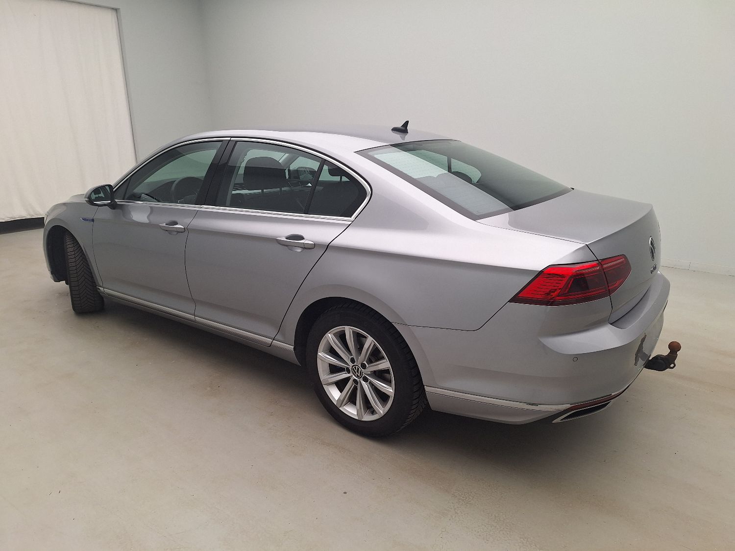 VW, Passat FL'19, Volkswagen Passat 1.4 TSI GTE Business DSG 4d photo