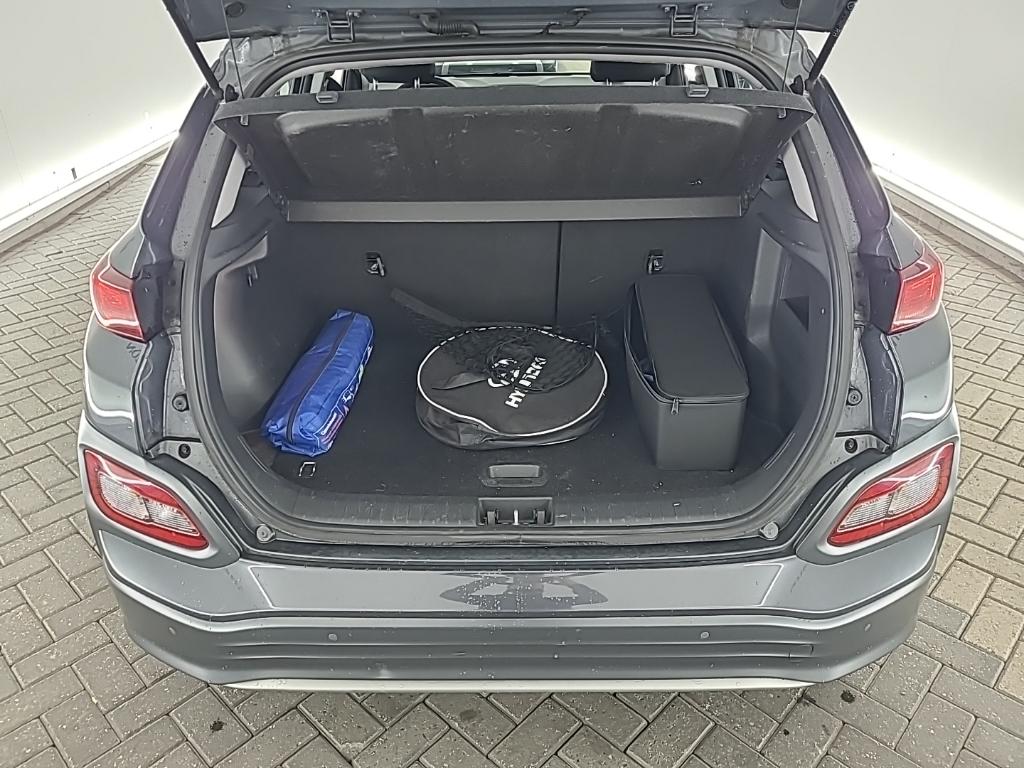 HYUNDAI Kona Comfort Electric 64 kWh 5D photo