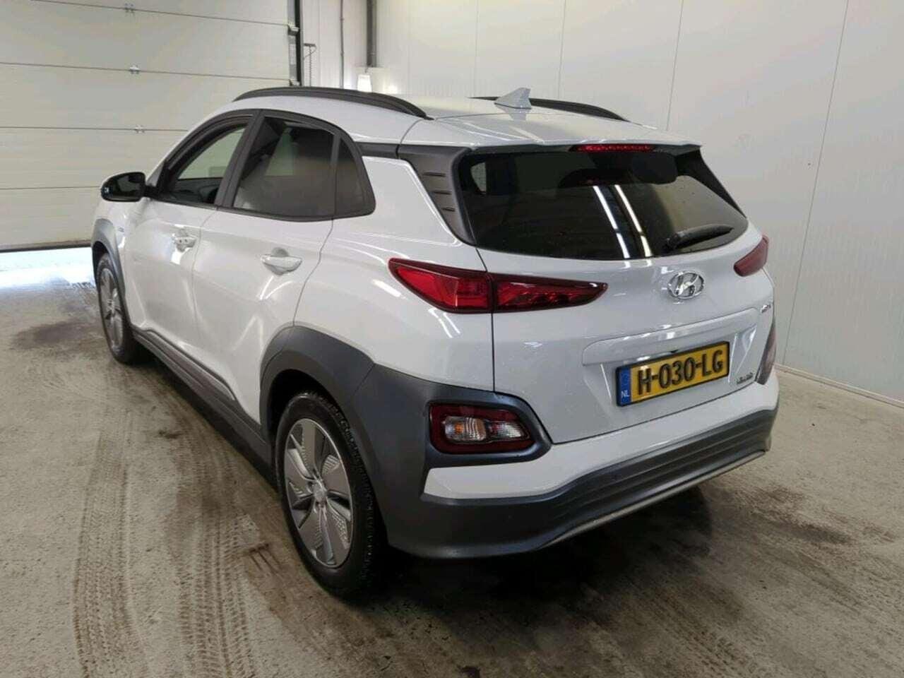 HYUNDAI Kona EV Premium 64 kWh photo