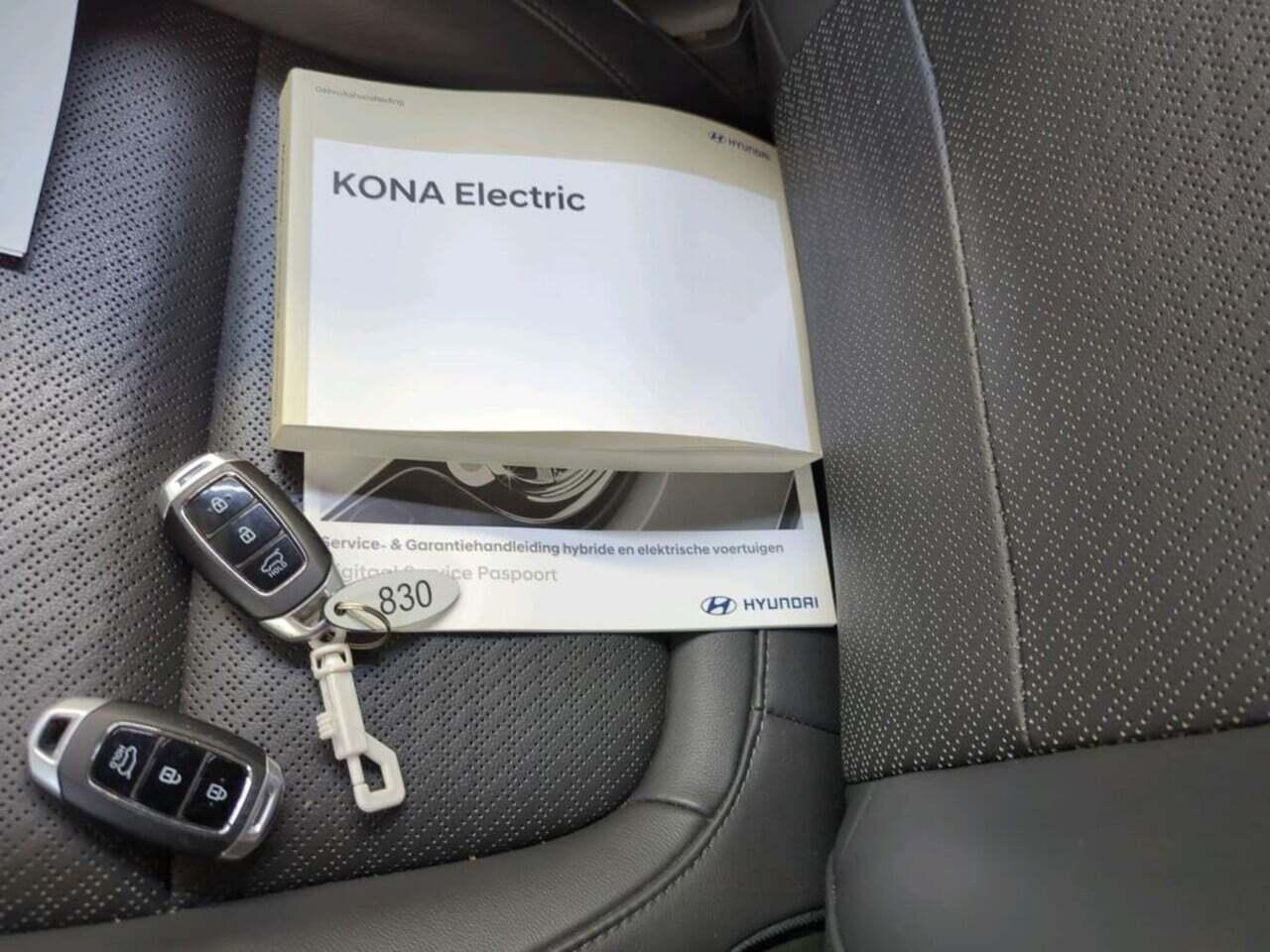 HYUNDAI Kona EV Premium 64 kWh photo