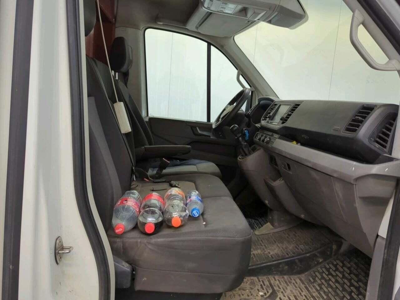 VOLKSWAGEN Crafter 35 2.0 TDI L3 DC Hi photo