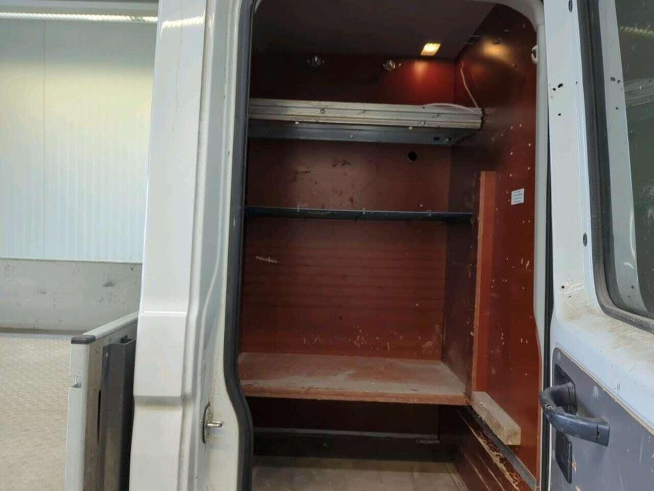 VOLKSWAGEN Crafter 35 2.0 TDI L3 DC Hi photo