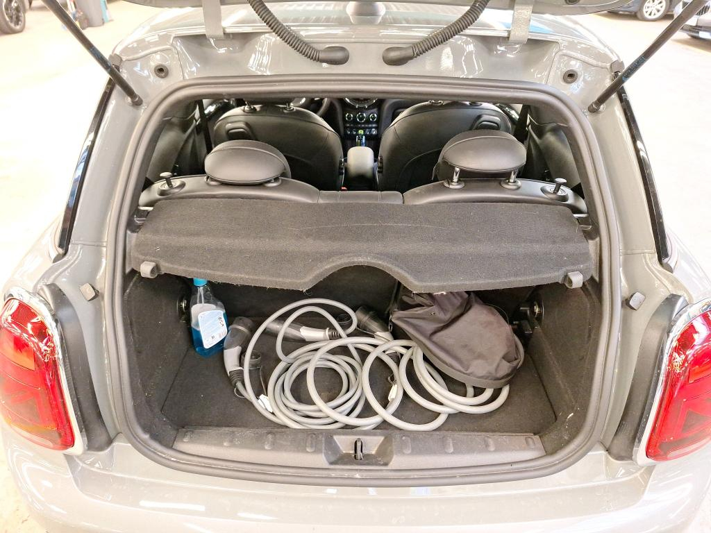 MINI E-MINI 28.9 kWh Cooper SE XL photo