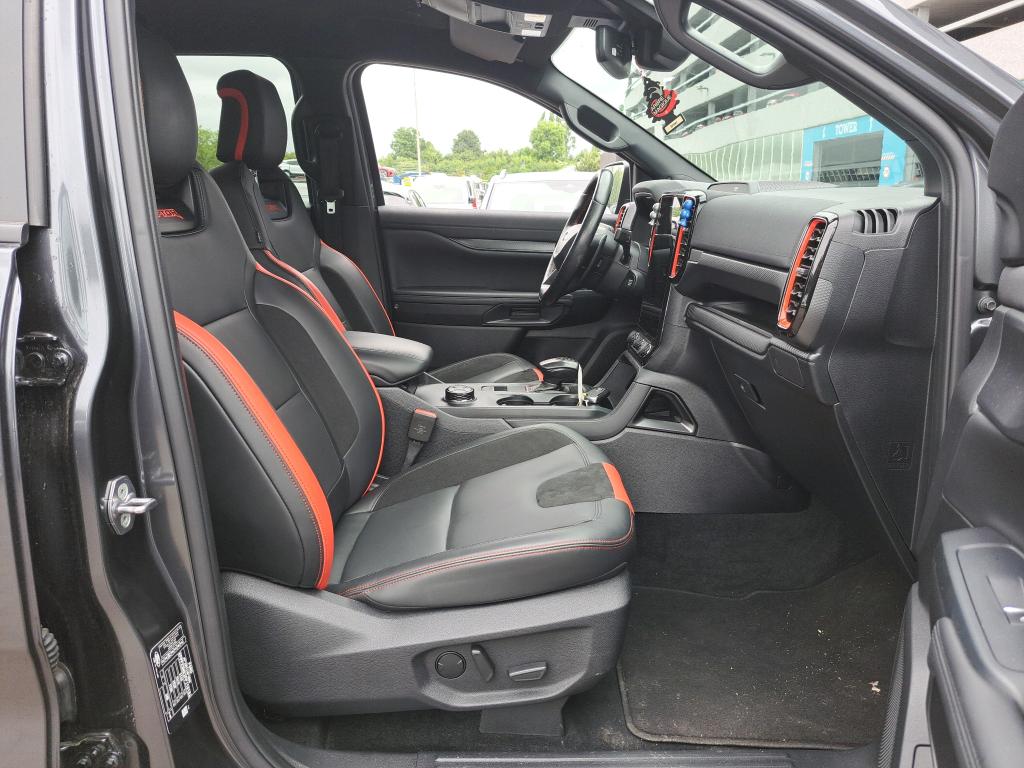 FORD - FOR RANGER Pickup 2.0 EcoBlue 210PK 4x4 AT RAPTOR With Climatic & Electric Heated Seats & Nav & Cruise & Park Sensors Front & Rear photo