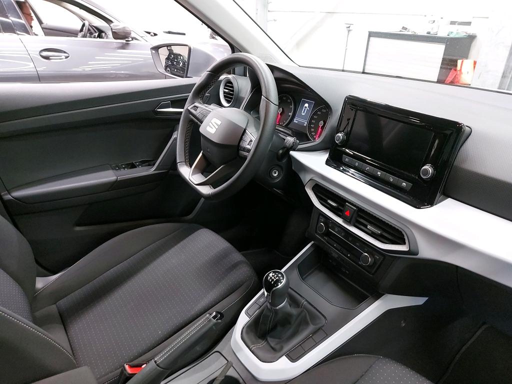 SEAT - SEA ARONA TSI 110PK Move Full Link With Climatic & Cruise Control & Rear Park Sensors * PETROL * photo