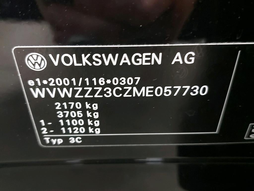 VOLKSWAGEN - VW PASSAT VARIANT TDI 122PK DSG Style Business Pack Adventure & Matrix LED & Winter photo