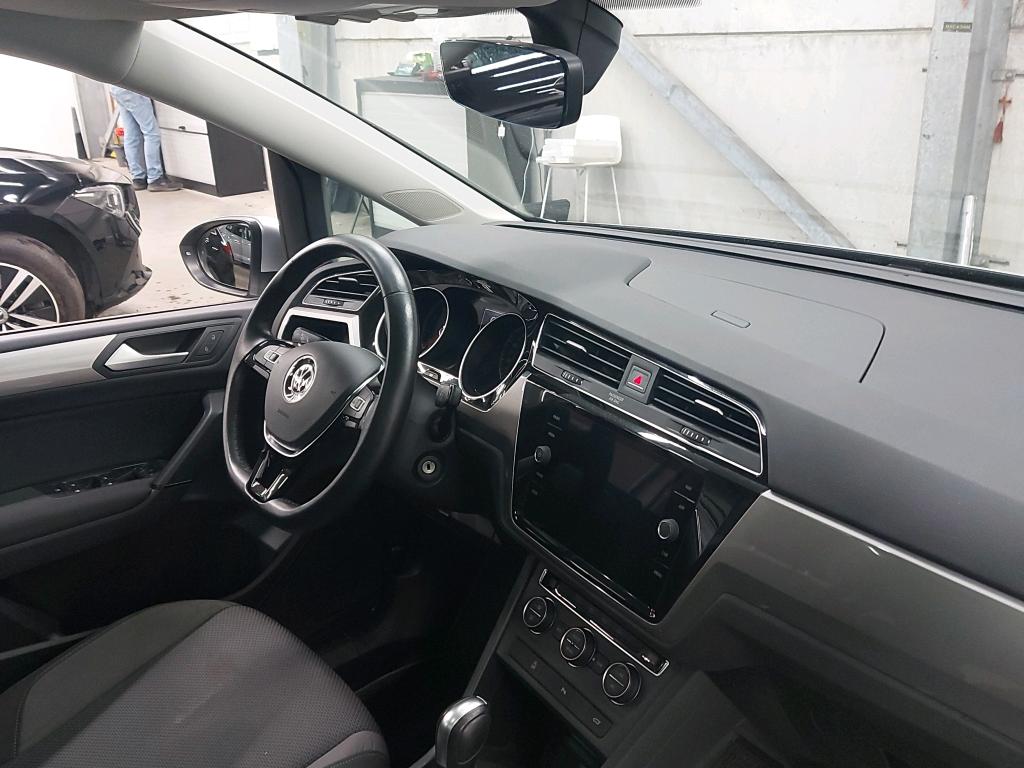VOLKSWAGEN - VW TOURAN TSi 150PK DSG Trendline Pack Business Plus & Nav Discover Media & Wireless & Wired App Connect * PETROL * photo